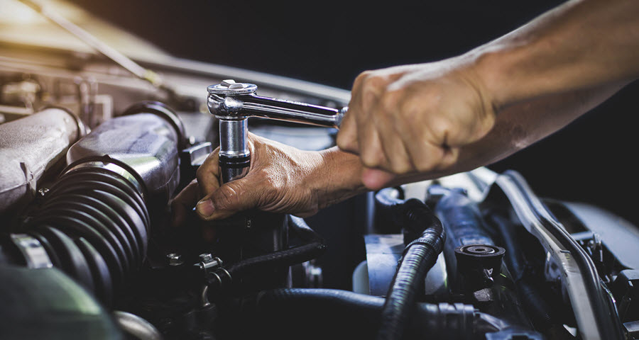 Mercedes V12 Engine Repair